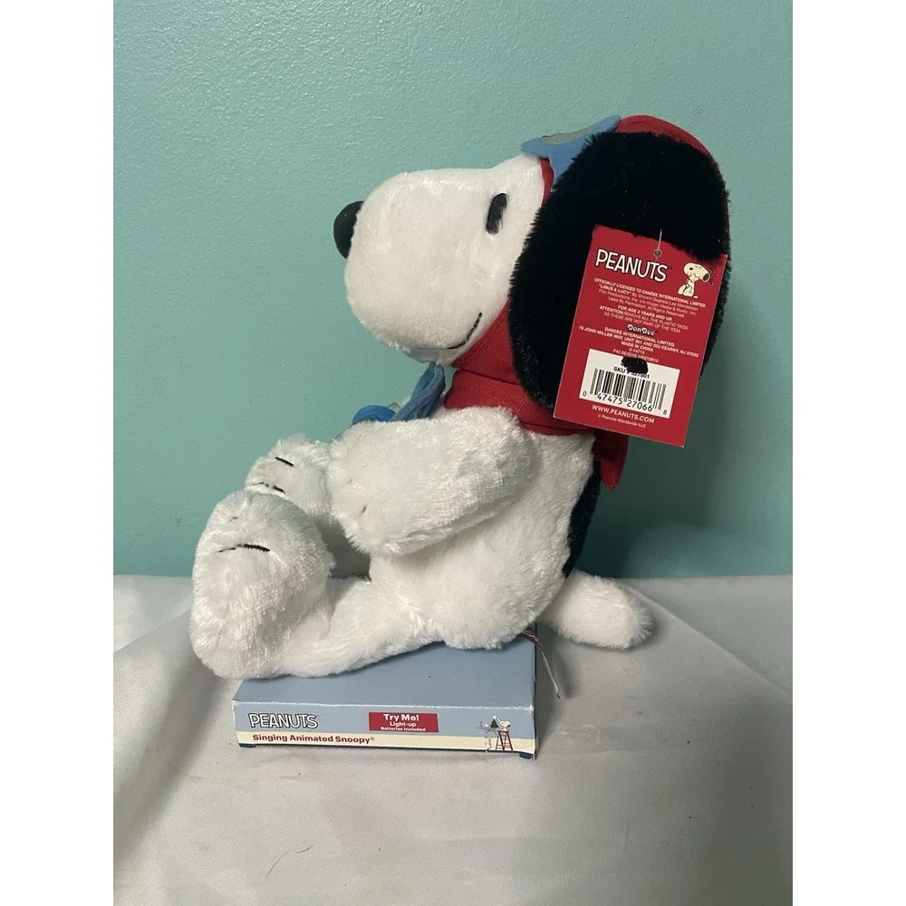 Peanuts Animated Musical Aviator Snoopy Lights Up Propeller & Plays Linus & Lucy